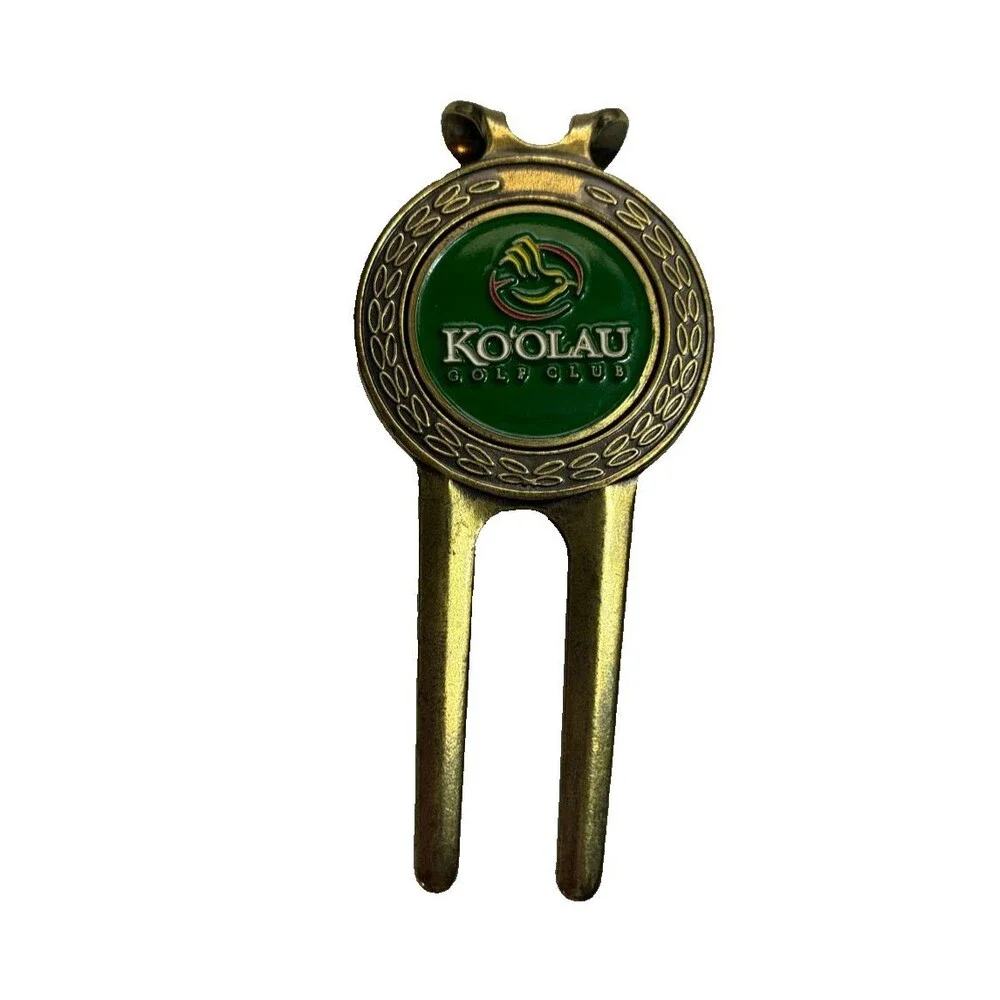 Vintage Ko'Olau Golf Club Oahu Hawaii Divot Tool and Magnetic Coin Ball Marker